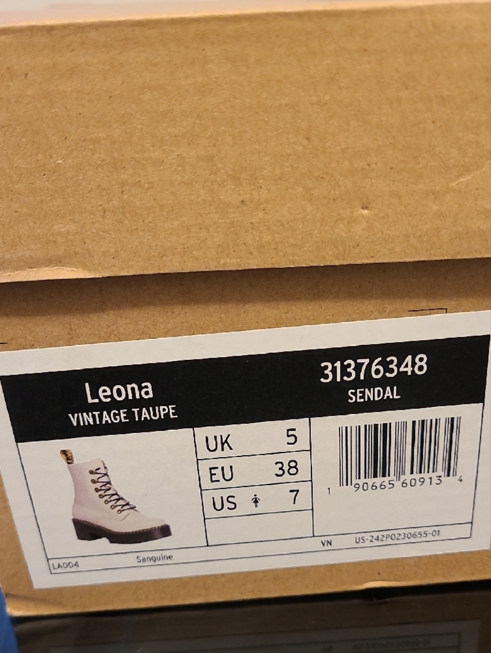 Dr. Martens Cream Lace-Up Platform Combat Boots with Black Sole - Picture 6 of 6